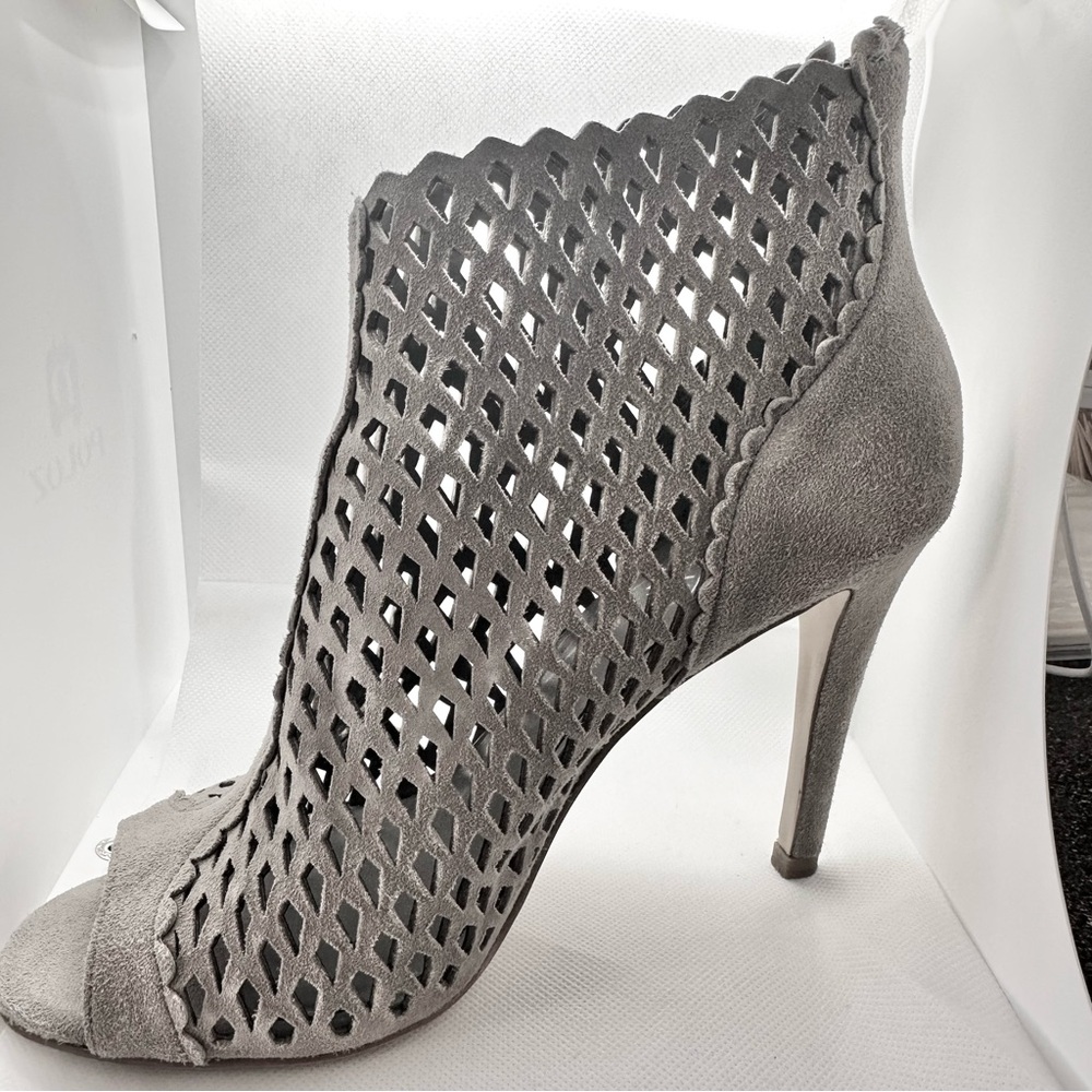 Ivanka Trump High Heels
